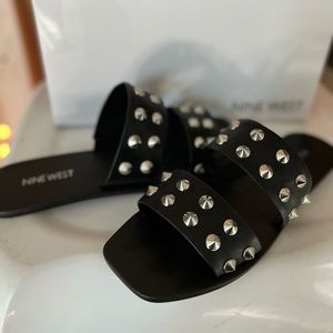 Brand new NineWest Sandals with Box! Never worn!